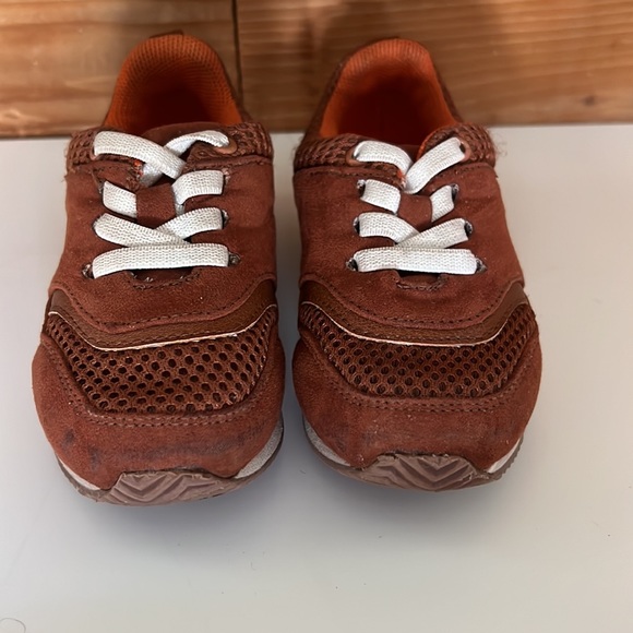 Baby Gap Pull-On Toddler Sneakers, Unisex, Rust, size 6 - Picture 2 of 6